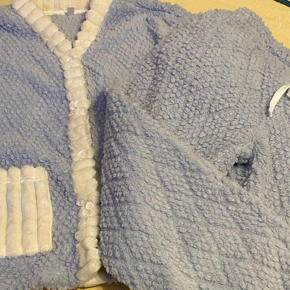 Cozy Blue and White Textured Pajama set. Over the top in cozy comfort.